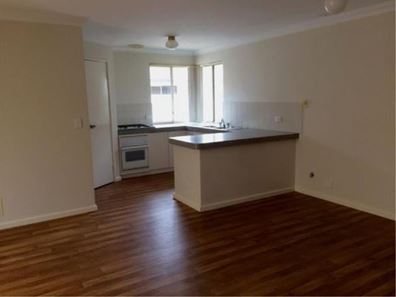 1/129 Roberts Street, Como WA 6152