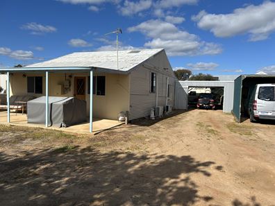 35 Allenby Street, Koorda WA 6475