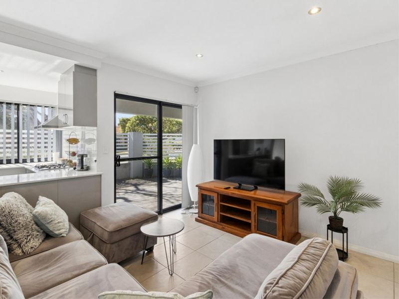 4a Oakney Avenue, Nollamara WA 6061