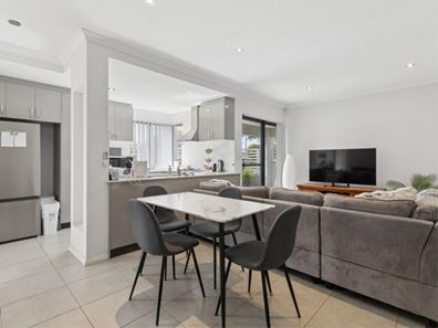 4a Oakney Avenue, Nollamara WA 6061