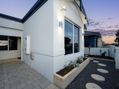12 Portsalon Parkway, Butler WA 6036