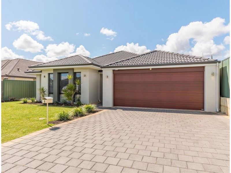 4 Ailette Elbow, Wattle Grove WA 6107