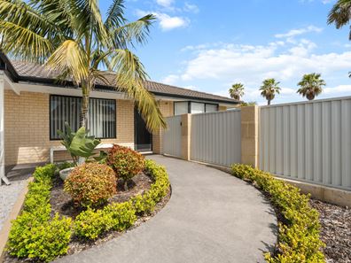 21 Shoalhaven Place, Waikiki WA 6169