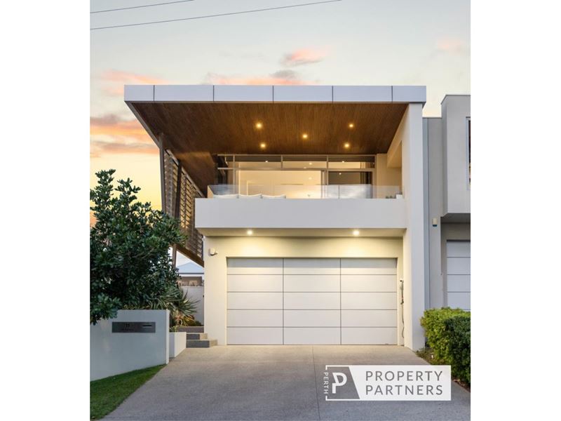 11 Drayton Way, North Beach