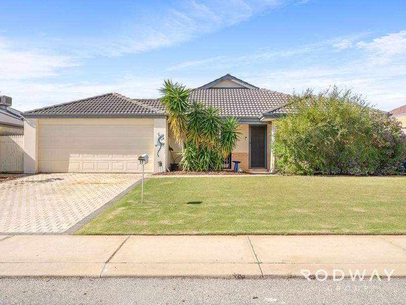 17 Padra Turn, Byford WA 6122
