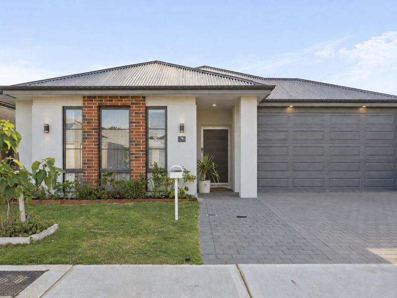 79 Martinich Drive, Caversham WA 6055