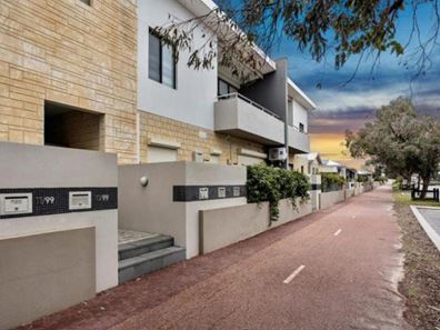 10/99 Bordeaux Lane, Ellenbrook WA 6069