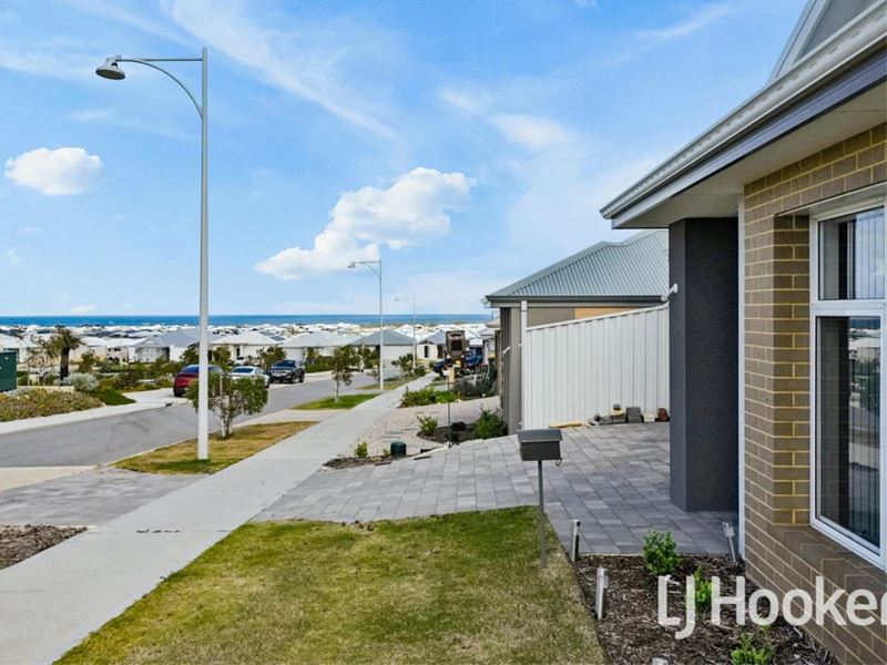 17 Jonzac view, Alkimos WA 6038