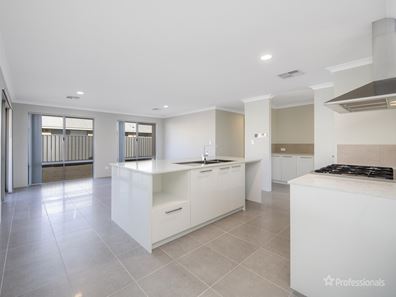 16 Williamstown Drive, Baldivis WA 6171