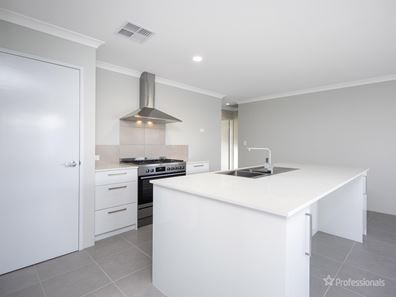 16 Williamstown Drive, Baldivis WA 6171