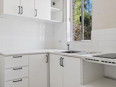 13B/66 Great Eastern Highway, Rivervale WA 6103