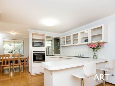 4/6 Ednah Street, Como WA 6152