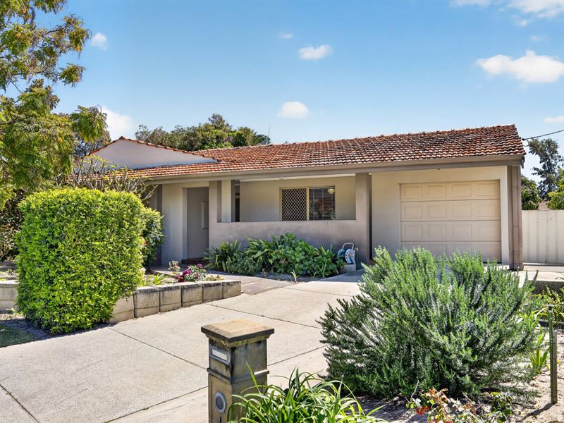1 Sholl Place, Greenwood WA 6024