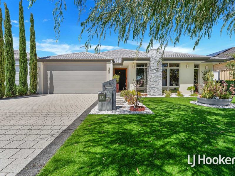 13 Ramorine Turn, Southern River WA 6110