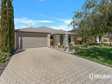 13 Ramorine Turn, Southern River WA 6110