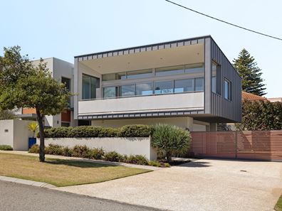 4 Mary Street, Watermans Bay WA 6020