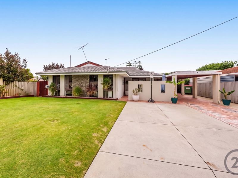 3 Gilba Close, Hillman WA 6168