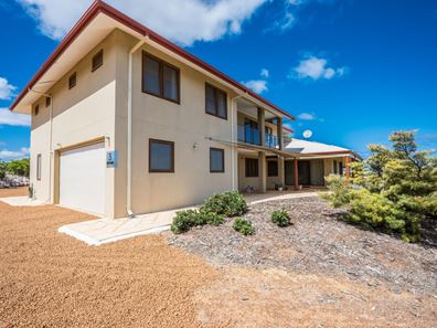 3 Redcliffe Concourse , White Peak WA 6532