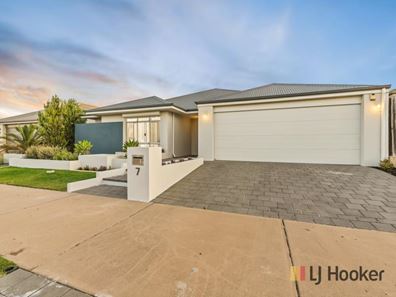 7 Riverland Drive, Ellenbrook WA 6069