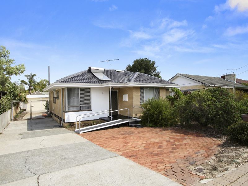 7 Hardaker Street, Eden Hill WA 6054