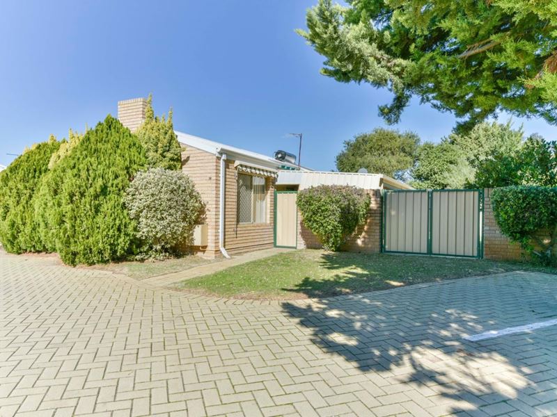 14/8 Ashford Avenue, Rockingham WA 6168