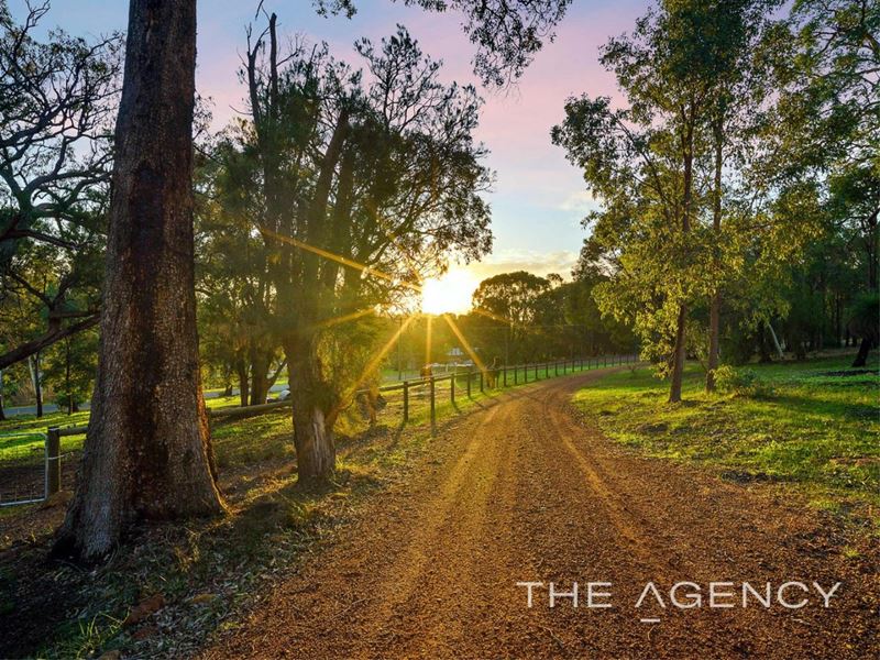 24 Waterford Drive, Gidgegannup WA 6083