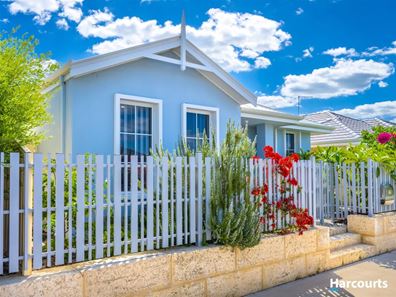 77 Challenger Road, Madora Bay WA 6210