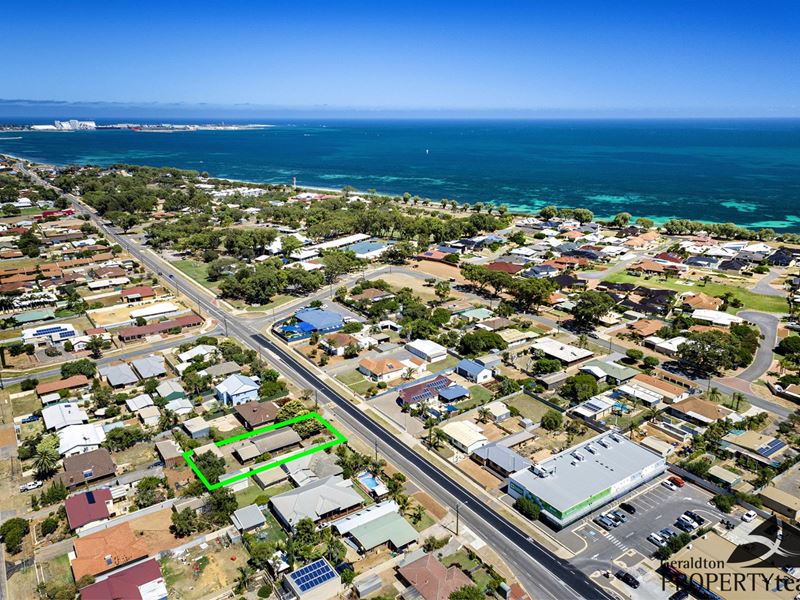 422 A & B Chapman Road, Bluff Point