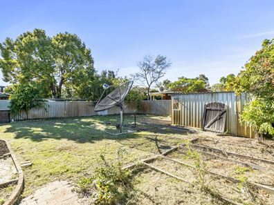 63 Meadowbrook Drive, Parkwood WA 6147