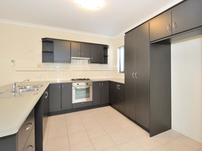 10/15 Creery Street, Dudley Park WA 6210