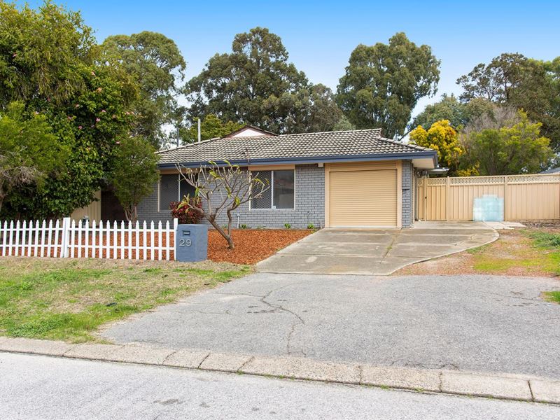 29 Woburn Way, Kelmscott