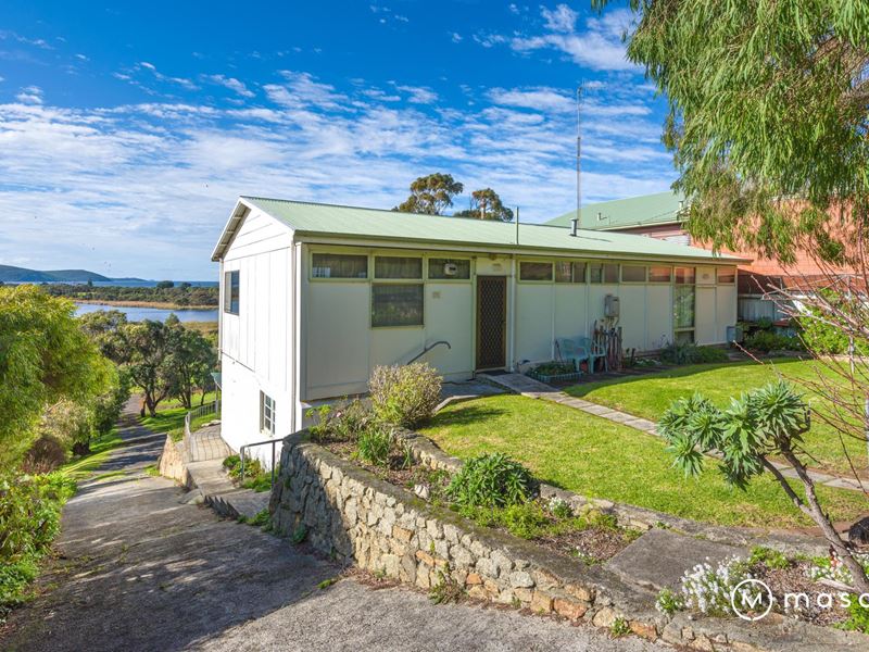9 Wakefield Crescent, Mira Mar