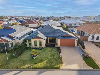 55 Quandong Parkway, Halls Head WA 6210