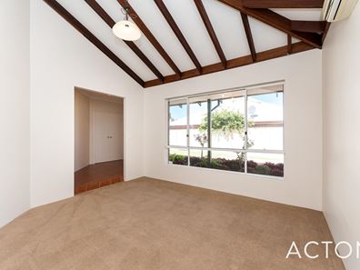 8A Salisbury Street, Bayswater WA 6053