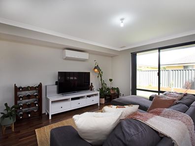 52 Bildersee Avenue, Brabham WA 6055