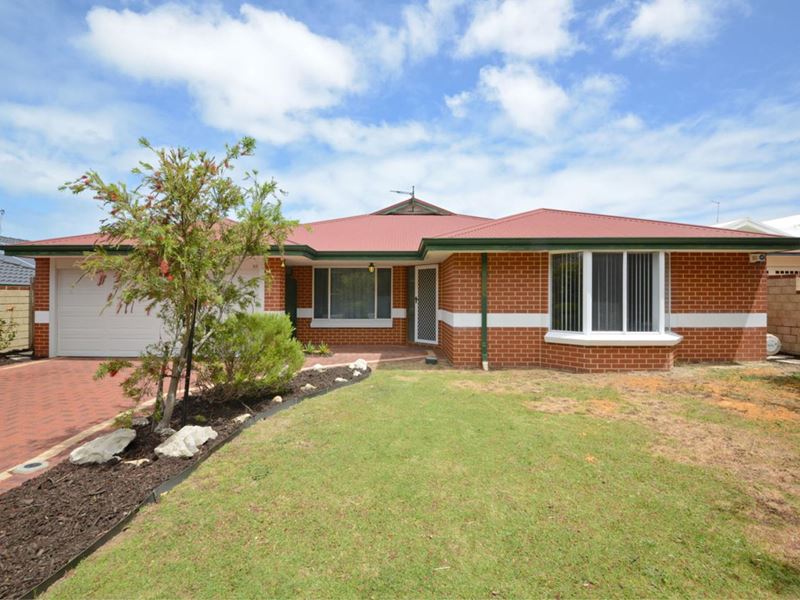 23 Fowey Loop, Mindarie WA 6030