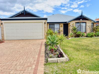 11 Bogue Way, Port Kennedy WA 6172