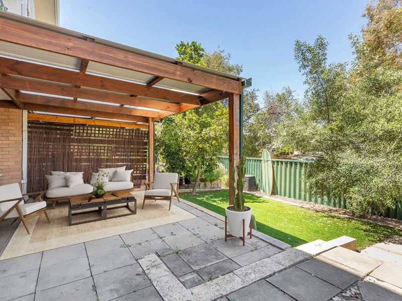 3/2-4 Coral St, Scarborough