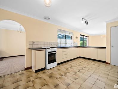 20 Onyx Road, Mount Richon WA 6112