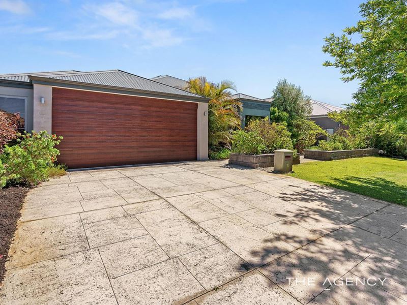16 Balsam Mews, Aveley