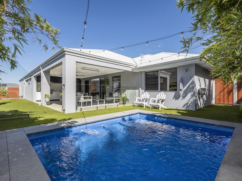 21 Marengo Close, Aveley WA 6069