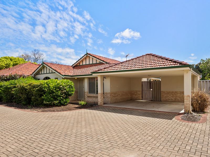 2/74 - 76 Upton Street, St James