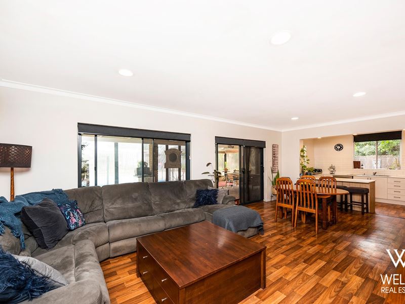 54 Central Avenue, Ascot