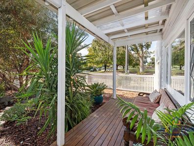 47 Toowong Street, Bayswater WA 6053