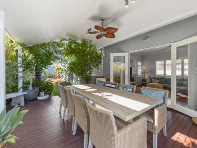 239a Grand Promenade, Doubleview WA 6018
