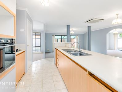 10 Sofia Rise, Southern River WA 6110