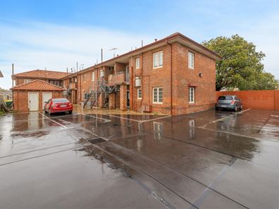 2/819 Beaufort Street, Inglewood WA 6052