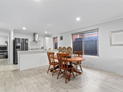 25 Strive Loop, Girrawheen WA 6064