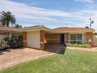 8B Bacich Mews, Lake Coogee WA 6166