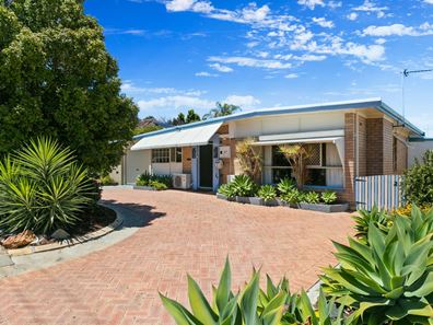 27 Jeanes Road, Karrinyup WA 6018